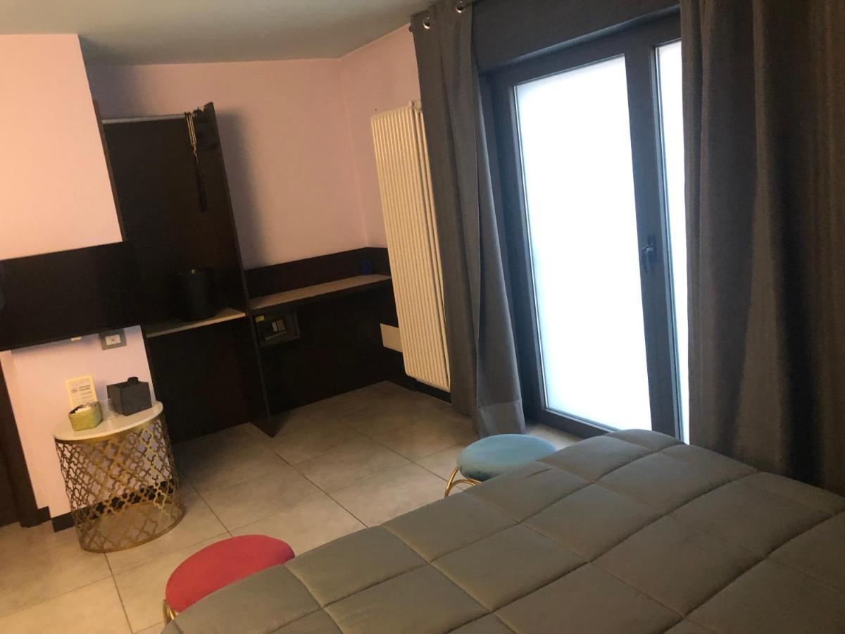 Camilla Guest house
