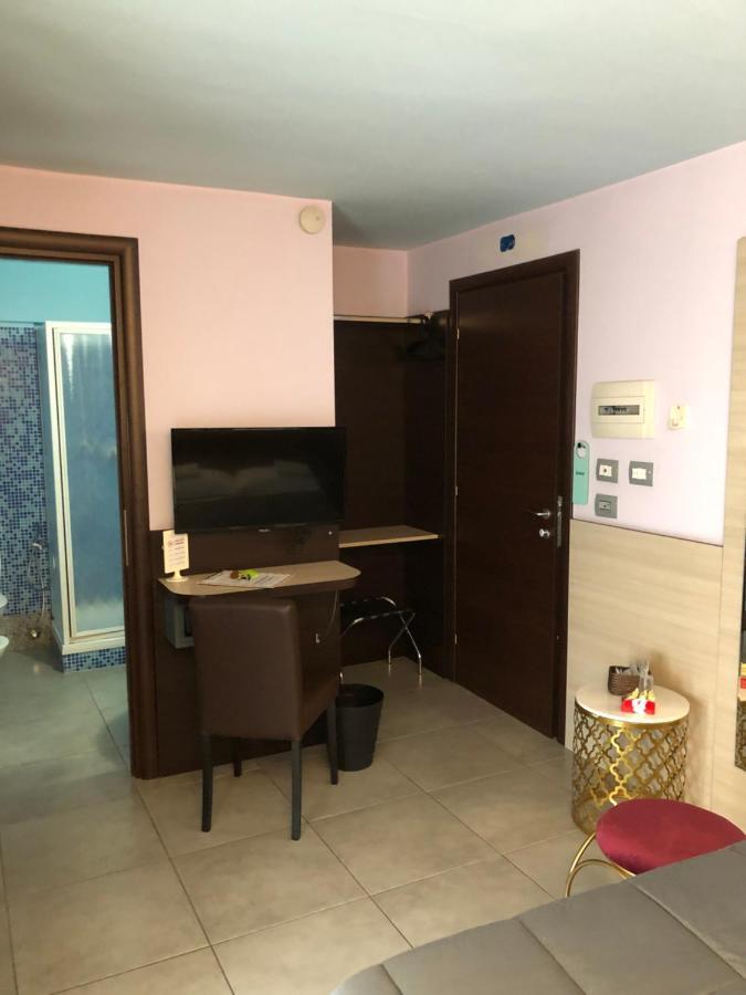Camilla Guest house