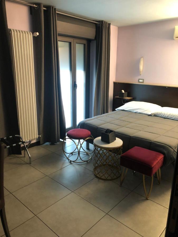 Camilla Guest house